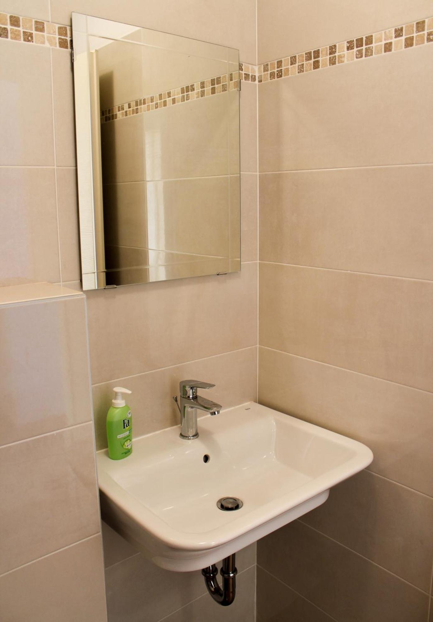 Apartmani Marin1 Vrbnik Phòng bức ảnh